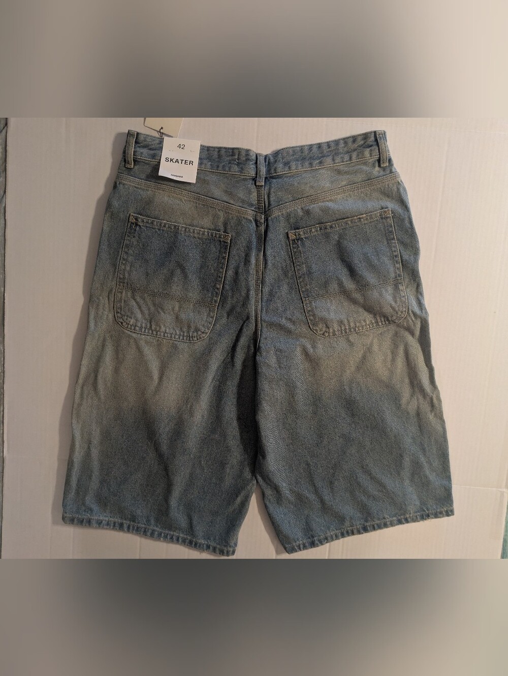 Bershka Women's Light Blue Denim Shorts- Size 32 (NWT) - Picture 2 of 7